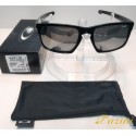 Óculos de Sol Oakley modelo Silver OO9262