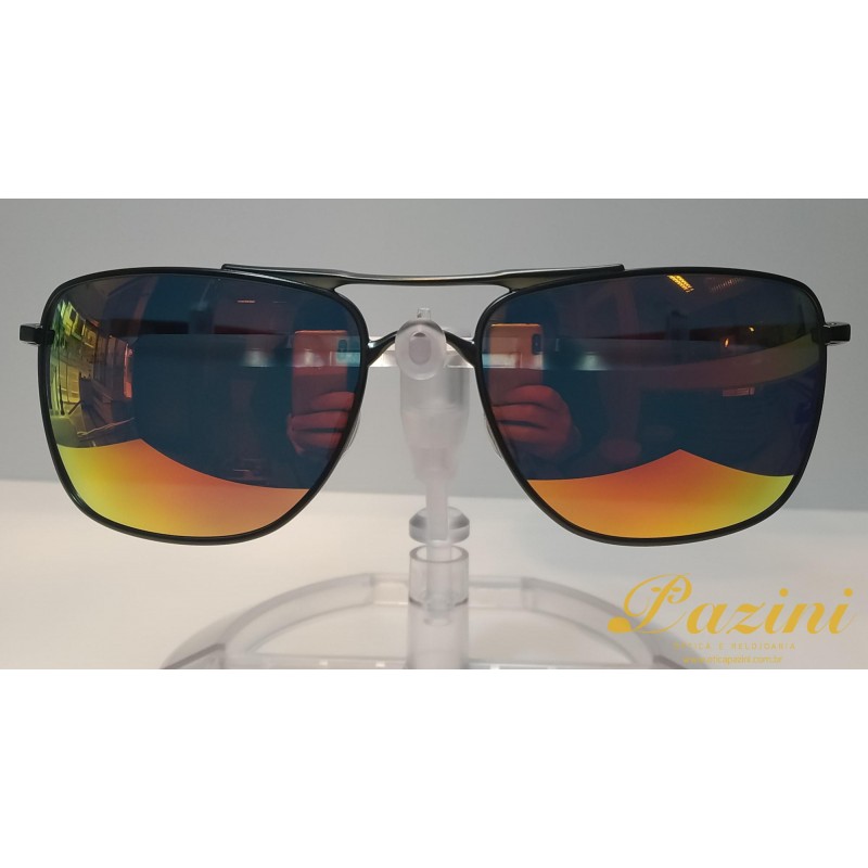 Óculos de Sol Oakley modelo Gauge 8 OO4124