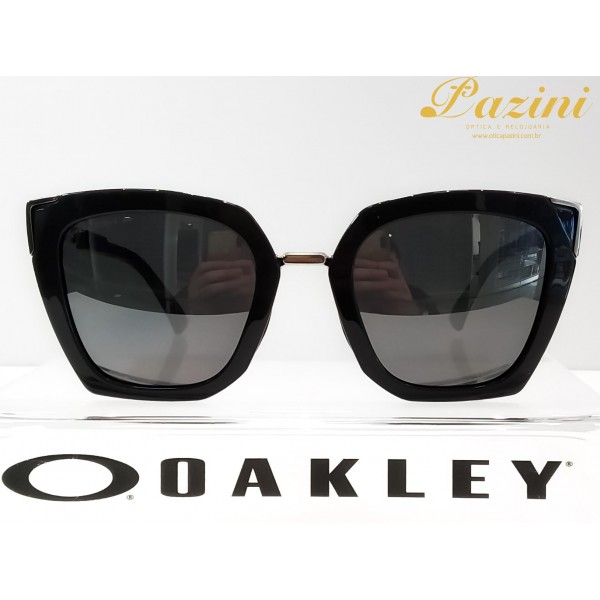 Óculos de Sol Oakley modelo Sideswept OO9445